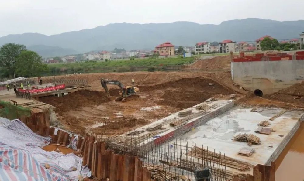 陈敏在莲花县检查督导防汛备汛工作时强调 以万全准备应对万一可能，全力以赴确保安全度汛